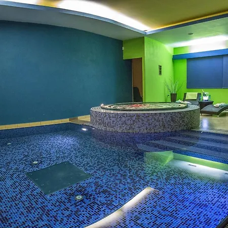 Centrum Hotel 3*